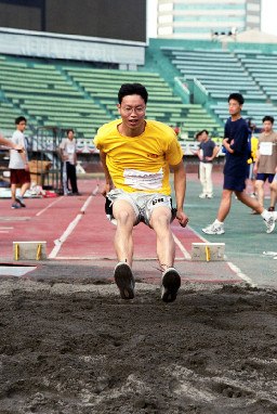 中國醫藥學院校慶2(1999台中體育場)校園博覽會