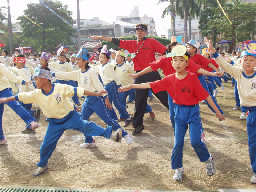 健行國小運動會2003-12-06校園博覽會