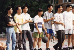 台中一中籃球賽台灣體育運動大學運動攝影