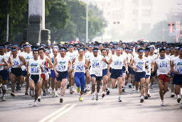 舒跑盃路跑(1999台中體育場)台灣體育運動大學運動攝影