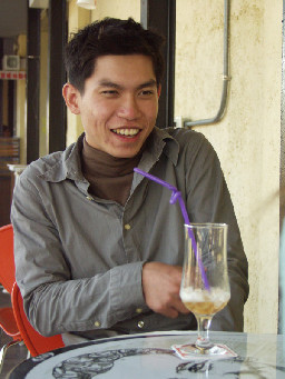 聊天表情(1)2002-12-15咖啡廳攝影拍照2000年至2003年橘園經營時期台中20號倉庫藝術特區藝術村