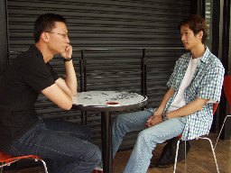 聊天表情2002-04-28咖啡廳攝影拍照2000年至2003年橘園經營時期台中20號倉庫藝術特區藝術村