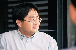 對話系列劉順仁教授咖啡廳攝影拍照2000年至2003年橘園經營時期台中20號倉庫藝術特區藝術村