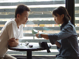 手機簡2002-05-11咖啡廳攝影拍照2000年至2003年橘園經營時期台中20號倉庫藝術特區藝術村