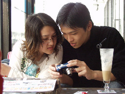 聊天表情2006-02-25咖啡廳攝影拍照2003年至2006年加崙工作室(大開劇團)時期台中20號倉庫藝術特區藝術村