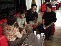 聊天表情系列單張咖啡廳攝影拍照2003年至2006年加崙工作室(大開劇團)時期台中20號倉庫藝術特區藝術村