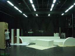 實驗劇場布袋戲聚會2005-11-272003年至2006年加崙工作室(大開劇團)時期台中20號倉庫藝術特區藝術村