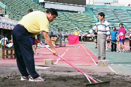 中國醫藥學院校慶2(1999台中體育場)校園博覽會