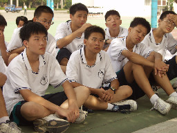 新生第一堂體育課20030912嶺東中學-嶺東工商網路同學會