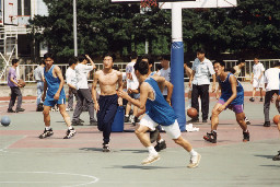 台中一中籃球賽台灣體育運動大學運動攝影