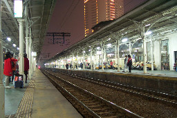 月台夜景2000-01-23台中火車站台灣鐵路旅遊攝影