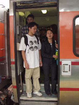 月台旅客2002年台中火車站台灣鐵路旅遊攝影