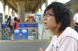 月台旅客特寫2006台中火車站台灣鐵路旅遊攝影