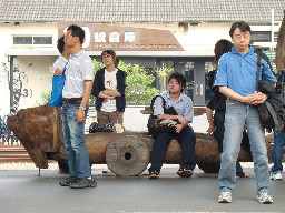 20號倉庫藝術特區展場前月台景物篇台中火車站台灣鐵路旅遊攝影