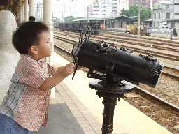 望遠鏡月台景物篇台中火車站台灣鐵路旅遊攝影