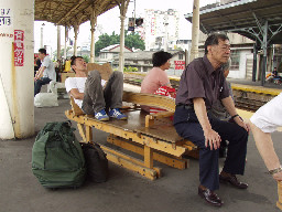 公共藝術-林煌迪-阿貓一族月台景物篇台中火車站台灣鐵路旅遊攝影