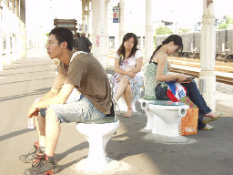 公共藝術-游文富-享受片刻月台景物篇台中火車站台灣鐵路旅遊攝影