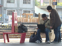 公共藝術-邱建銘-雕刻時光-II區月台景物篇台中火車站台灣鐵路旅遊攝影