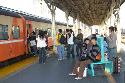 公共藝術-邱建銘-雕刻時光月台景物篇台中火車站台灣鐵路旅遊攝影