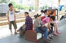 公共藝術-陳明德-座書櫃月台景物篇台中火車站台灣鐵路旅遊攝影