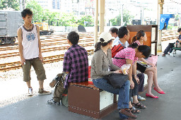 公共藝術-陳明德-座書櫃月台景物篇台中火車站台灣鐵路旅遊攝影