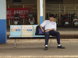 月台旅客2002年彰化火車站台灣鐵路旅遊攝影