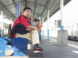 月台旅客2004年彰化火車站台灣鐵路旅遊攝影