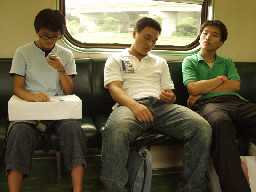 交談的旅客2003電車-區間車台灣鐵路旅遊攝影