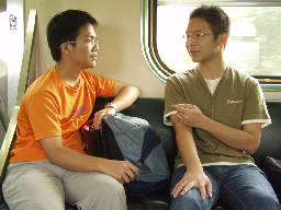 交談的旅客2004-12-06(2)街拍帥哥台灣鐵路旅遊攝影