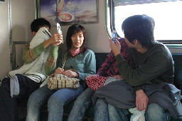 拍照手機2005-02-10街拍帥哥台灣鐵路旅遊攝影