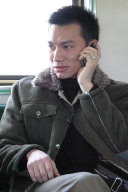 蘋果日報2005-03-05街拍帥哥台灣鐵路旅遊攝影
