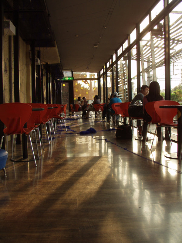 台中20號倉庫藝術特區藝術村2000年至2003年橘園經營時期夕陽的咖啡廳景緻攝影照片13