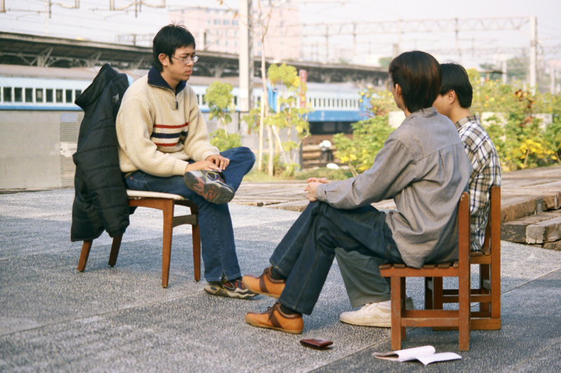 台中20號倉庫藝術特區藝術村2000年至2003年橘園經營時期戶外活動成功大學話劇社-阿吉與阿杰攝影照片21