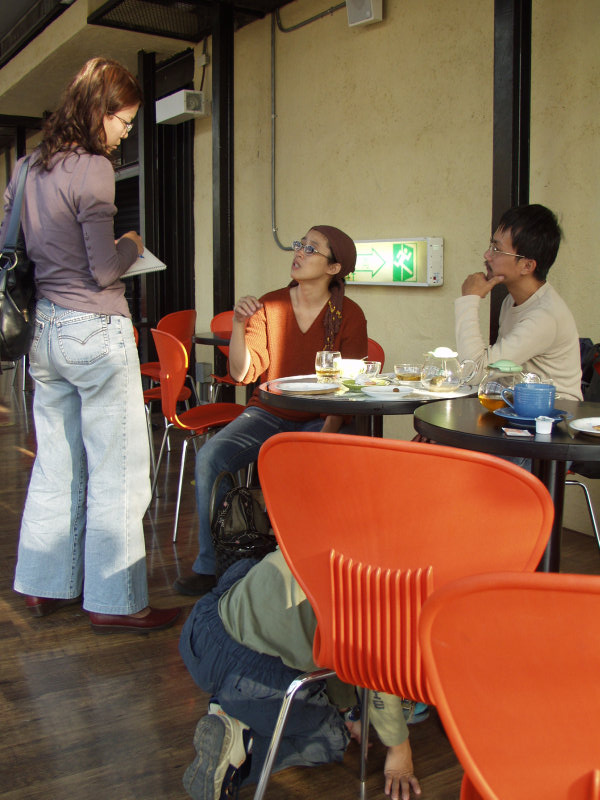 台中20號倉庫藝術特區藝術村2000年至2003年橘園經營時期白天的咖啡廳景緻攝影照片74