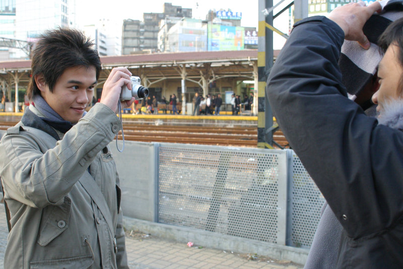 台中20號倉庫藝術特區藝術村2003年至2006年加崙工作室(大開劇團)時期展覽活動型男2005-01-01攝影照片7