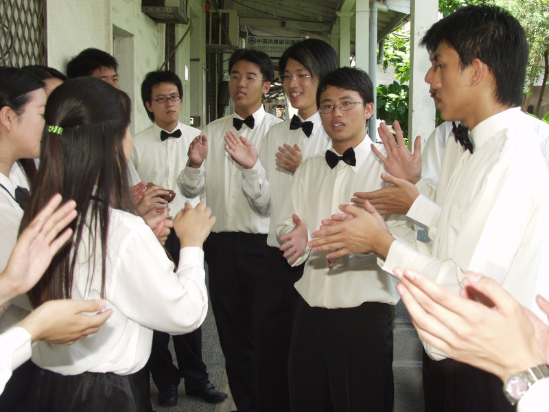 台中20號倉庫藝術特區藝術村2003年至2006年加崙工作室(大開劇團)時期展覽活動月台神話開幕活動2005-06-26攝影照片21