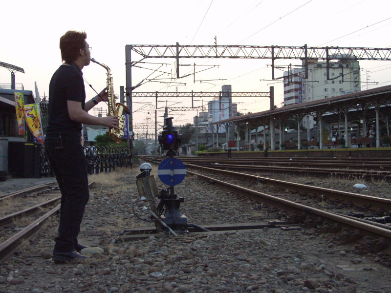 台中20號倉庫藝術特區藝術村2003年至2006年加崙工作室(大開劇團)時期展覽活動第一屆爵士音樂節2003-10-04攝影照片27