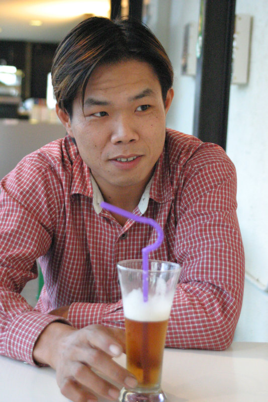 台中20號倉庫藝術特區藝術村2006-2009年橘園經營時期咖啡館藝廊聊天表情系列攝影邀請2007-12-09攝影照片11