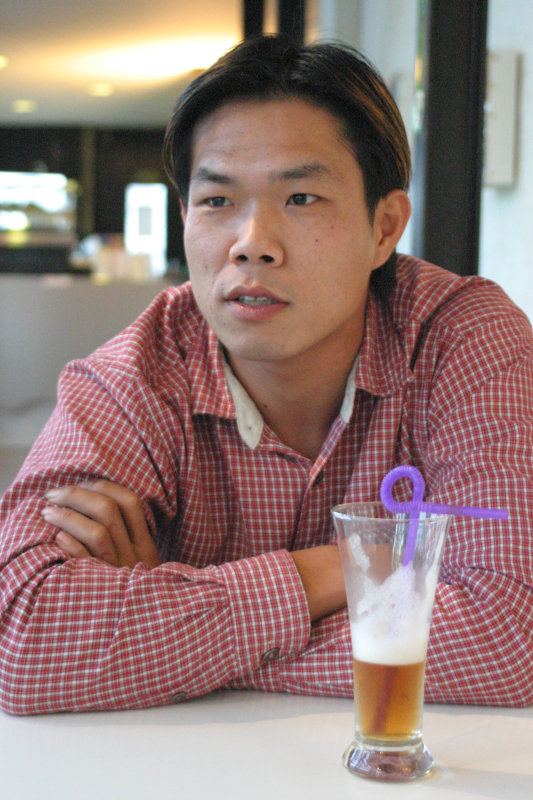 台中20號倉庫藝術特區藝術村2006-2009年橘園經營時期咖啡館藝廊聊天表情系列攝影邀請2007-12-09攝影照片20