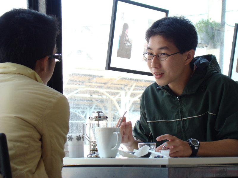 台中20號倉庫藝術特區藝術村2006-2009年橘園經營時期咖啡館藝廊聊天表情系列攝影邀請2008-01-01攝影照片1