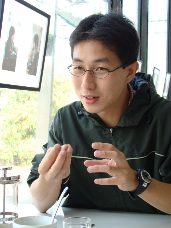 台中20號倉庫藝術特區藝術村2006-2009年橘園經營時期咖啡館藝廊聊天表情系列攝影邀請2008-01-01攝影照片71