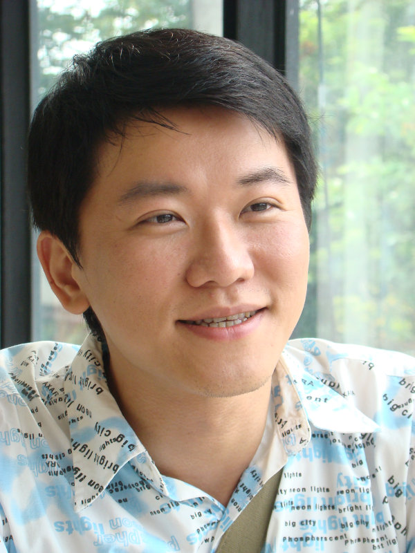 台中20號倉庫藝術特區藝術村2006-2009年橘園經營時期咖啡館藝廊聊天表情系列攝影邀請2009-05-24攝影照片3