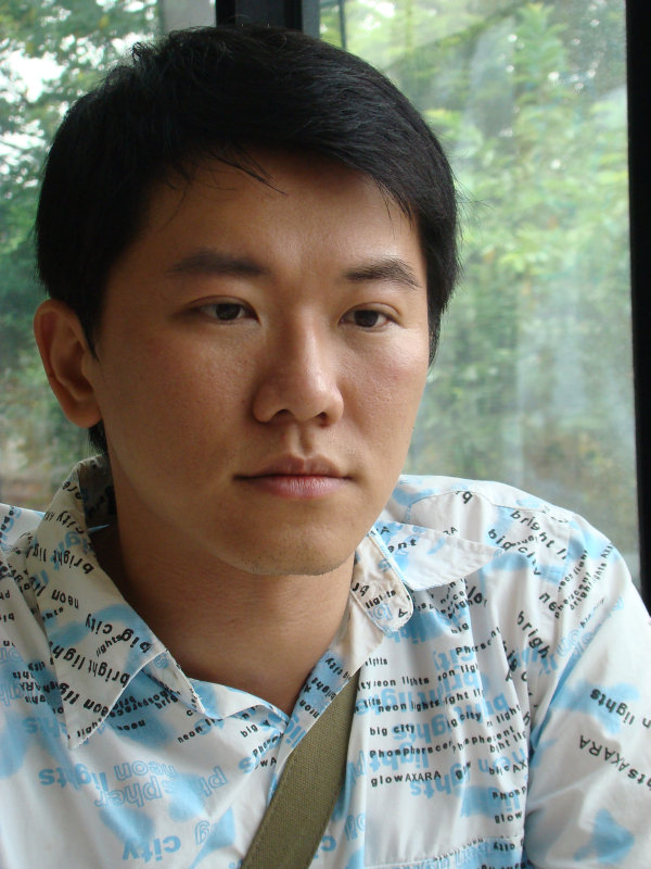 台中20號倉庫藝術特區藝術村2006-2009年橘園經營時期咖啡館藝廊聊天表情系列攝影邀請2009-05-24攝影照片70