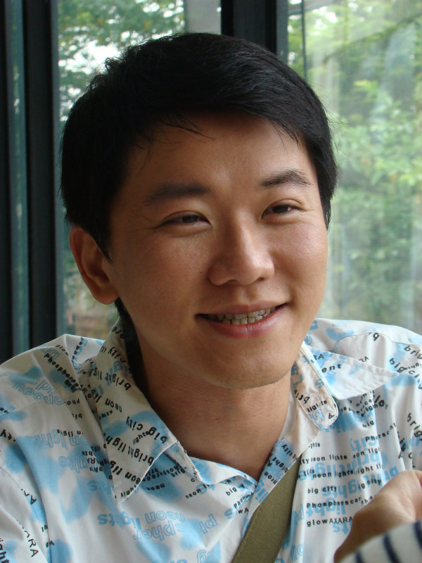 台中20號倉庫藝術特區藝術村2006-2009年橘園經營時期咖啡館藝廊聊天表情系列攝影邀請2009-05-24攝影照片85