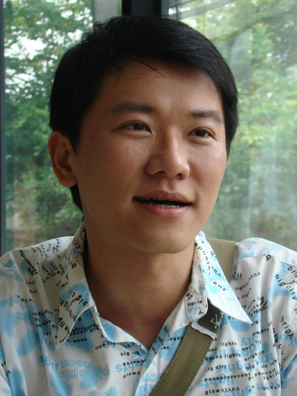 台中20號倉庫藝術特區藝術村2006-2009年橘園經營時期咖啡館藝廊聊天表情系列攝影邀請2009-05-24攝影照片100