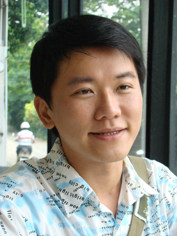 台中20號倉庫藝術特區藝術村2006-2009年橘園經營時期咖啡館藝廊聊天表情系列攝影邀請2009-05-24攝影照片161