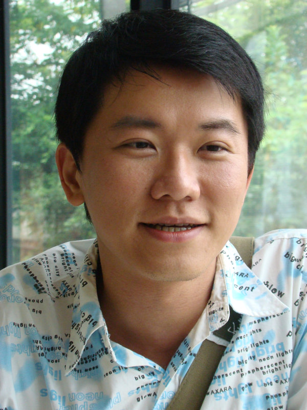 台中20號倉庫藝術特區藝術村2006-2009年橘園經營時期咖啡館藝廊聊天表情系列攝影邀請2009-05-24攝影照片173