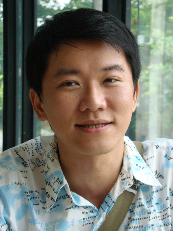 台中20號倉庫藝術特區藝術村2006-2009年橘園經營時期咖啡館藝廊聊天表情系列攝影邀請2009-05-24攝影照片200