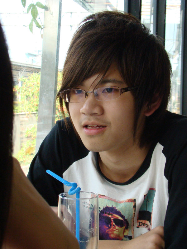 台中20號倉庫藝術特區藝術村2006-2009年橘園經營時期咖啡館藝廊聊天表情系列攝影邀請20090208攝影照片23