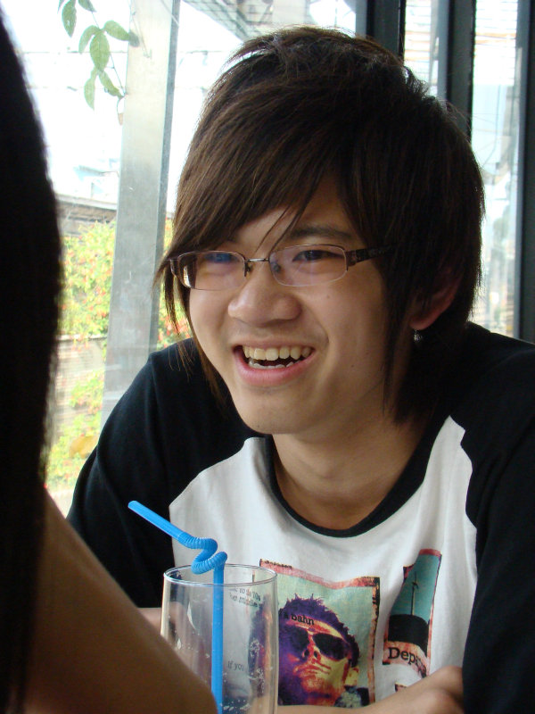 台中20號倉庫藝術特區藝術村2006-2009年橘園經營時期咖啡館藝廊聊天表情系列攝影邀請20090208攝影照片25